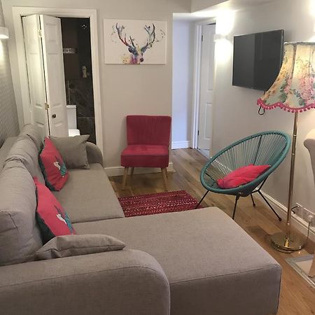 2 Bed, Ground Floor Bijou Georgian City Apartment Bath Exteriör bild