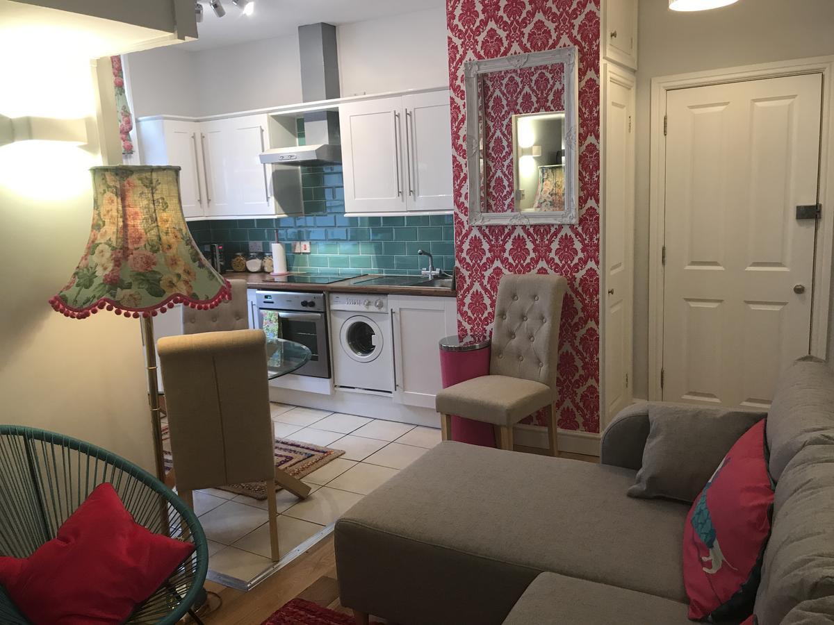 2 Bed, Ground Floor Bijou Georgian City Apartment Bath Exteriör bild